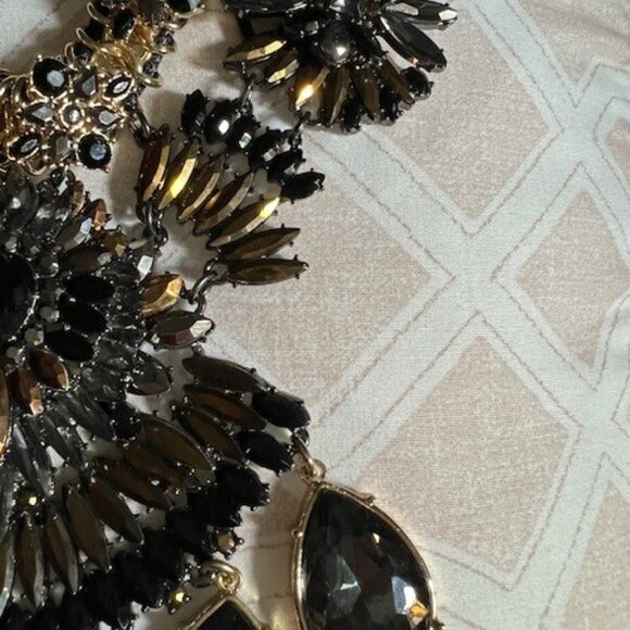 Chico's Statement Necklace - Picture 10 of 11